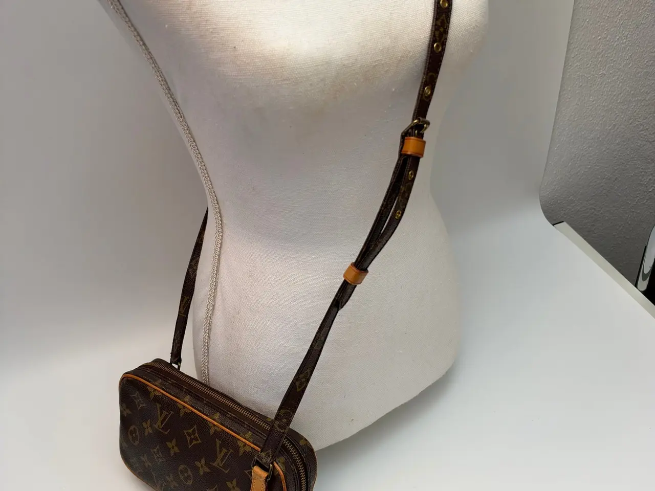 Billede 8 - Louis Vuitton Pochette Marly Bandoulière