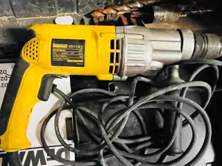 Slagboremaskine DEWALT D21815S