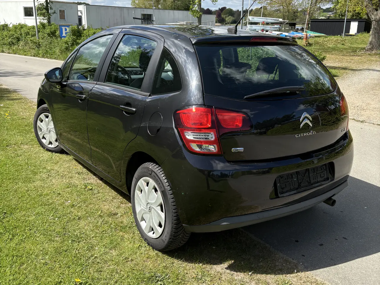 Billede 4 - Nysynet og nyserviceret Citroen C3 1,4 HDI med aut