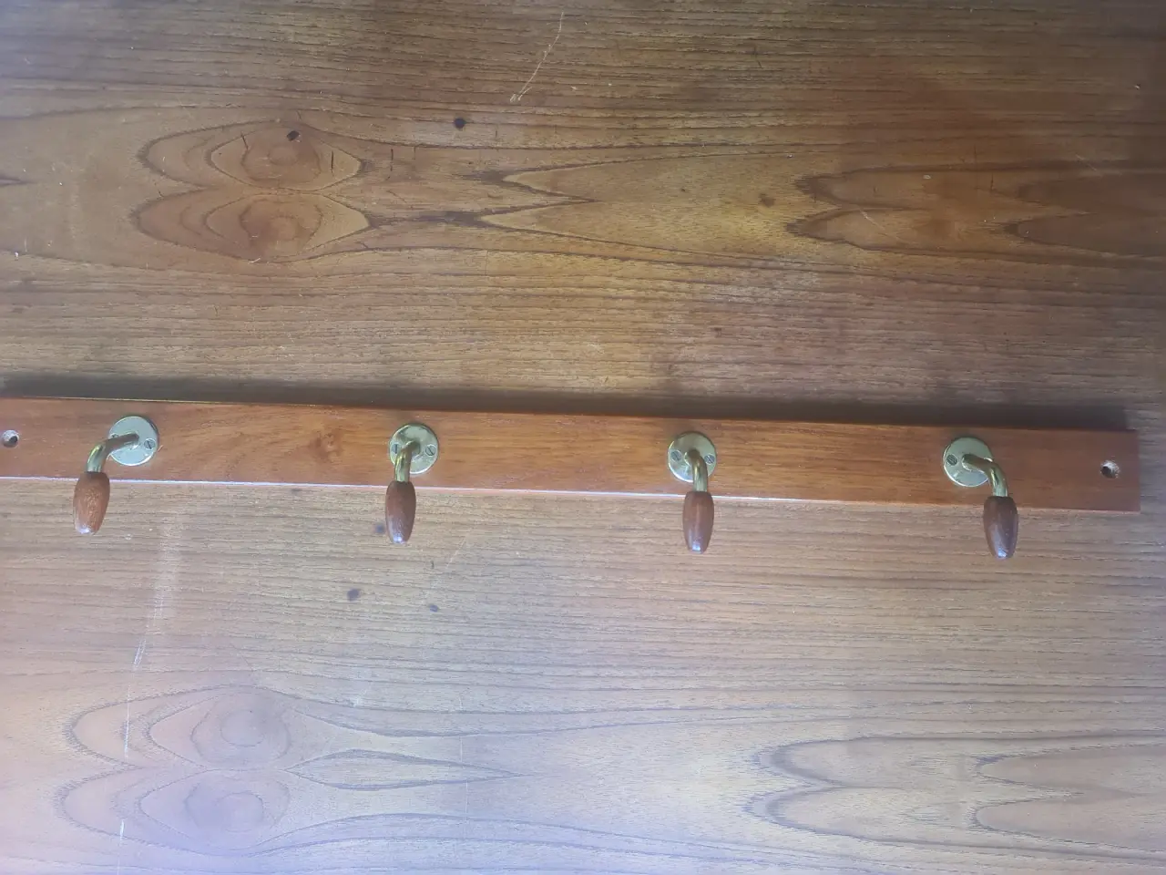 Billede 3 - 2 retro knagerækker i teak og messing - 60’erne