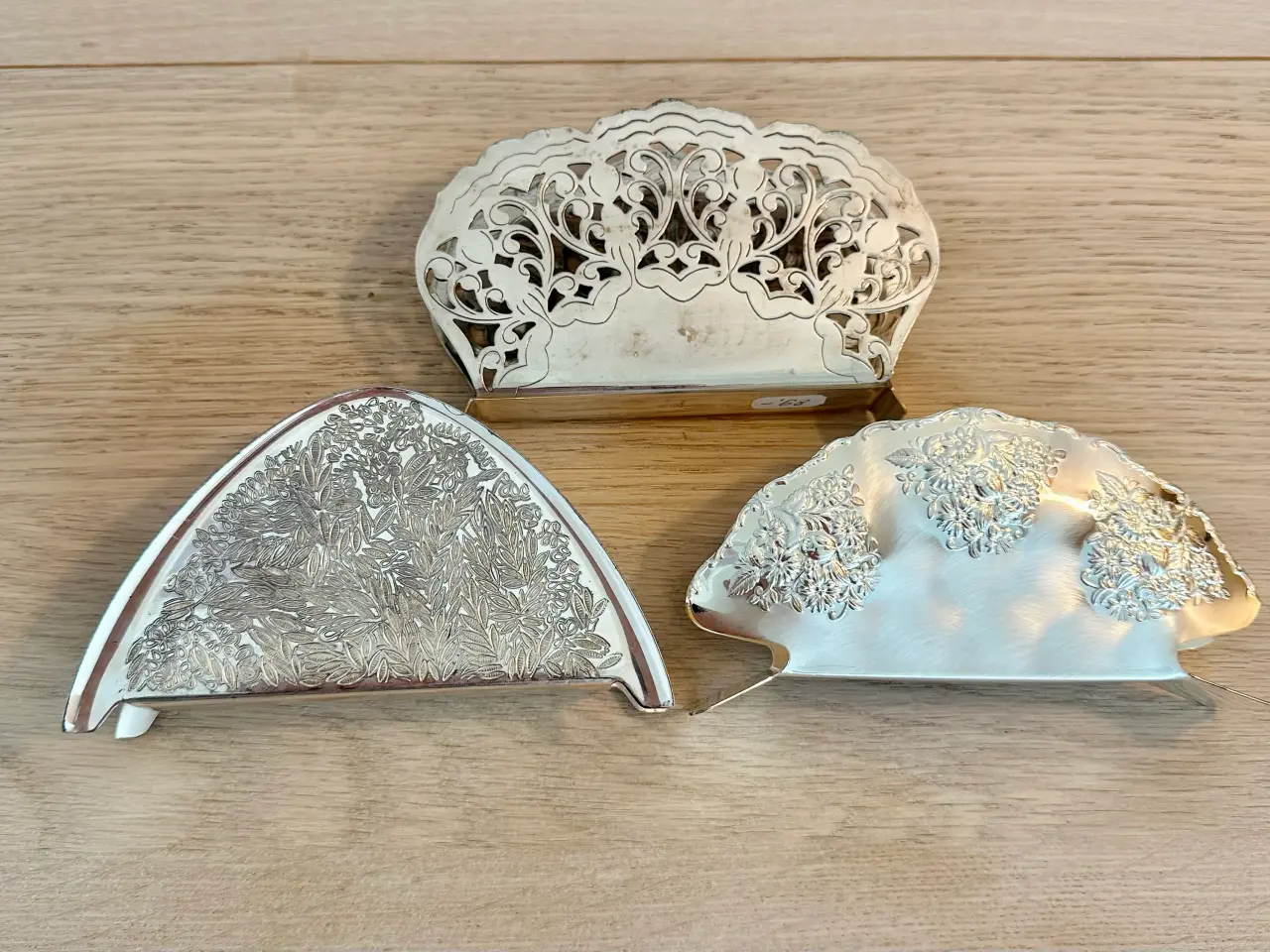 Billede 4 - Vintage servietholder sælges