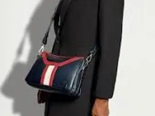 Crossbody skuldertaske fra Belsac af mrk. Jolee.