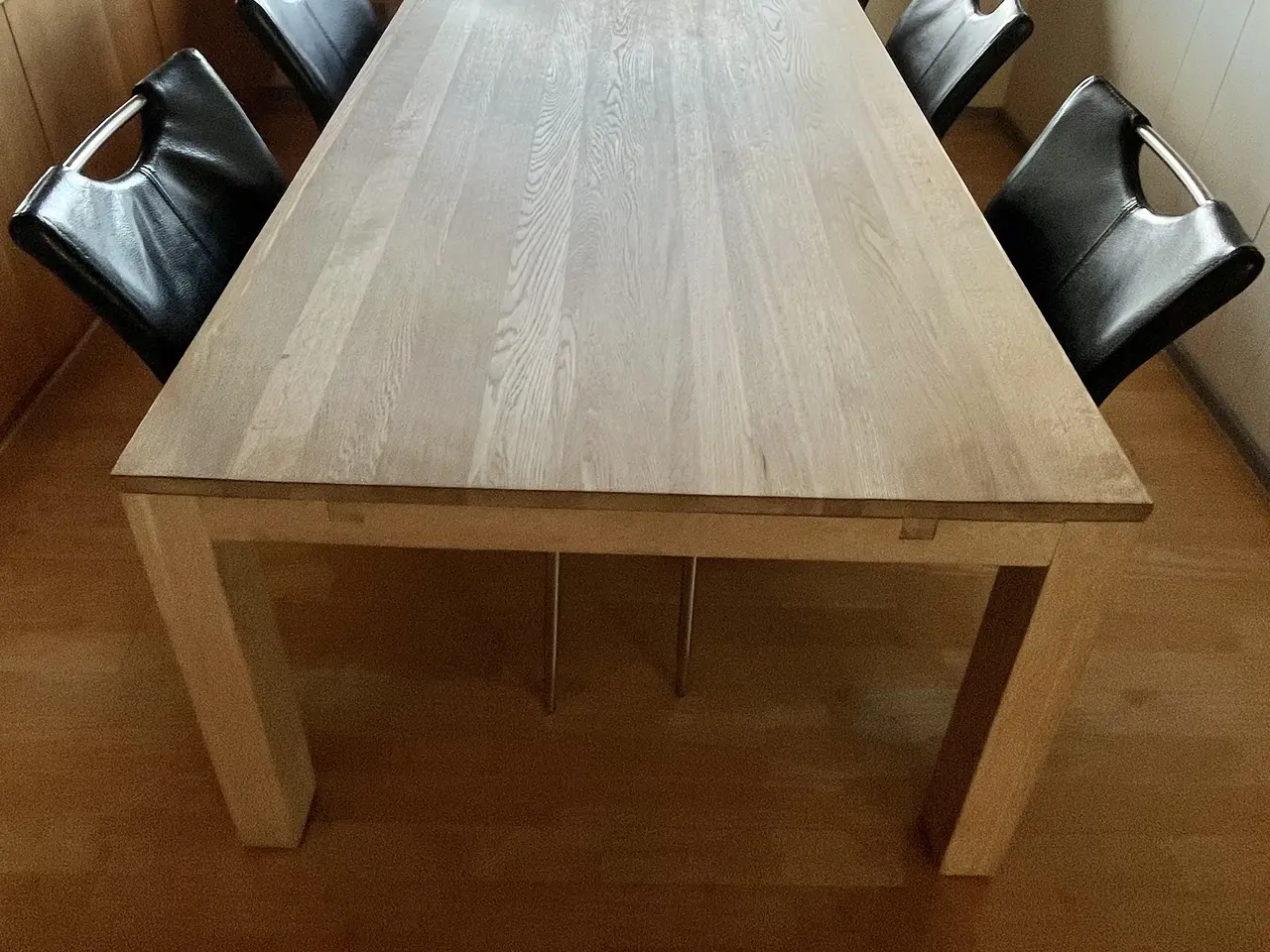 Billede 2 - Sæbebehandlet spisebord
