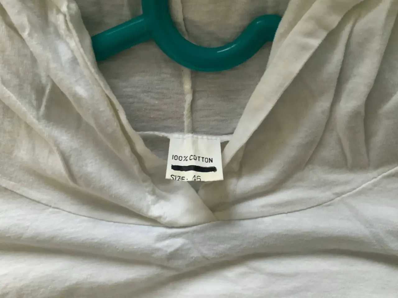 Billede 3 - T-shirt med hætte