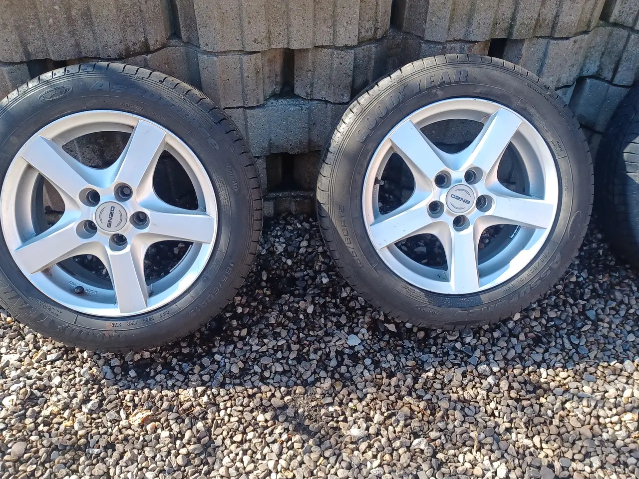 Billede 2 - VW, Skoda, Seat alufælge med sommerdæk.