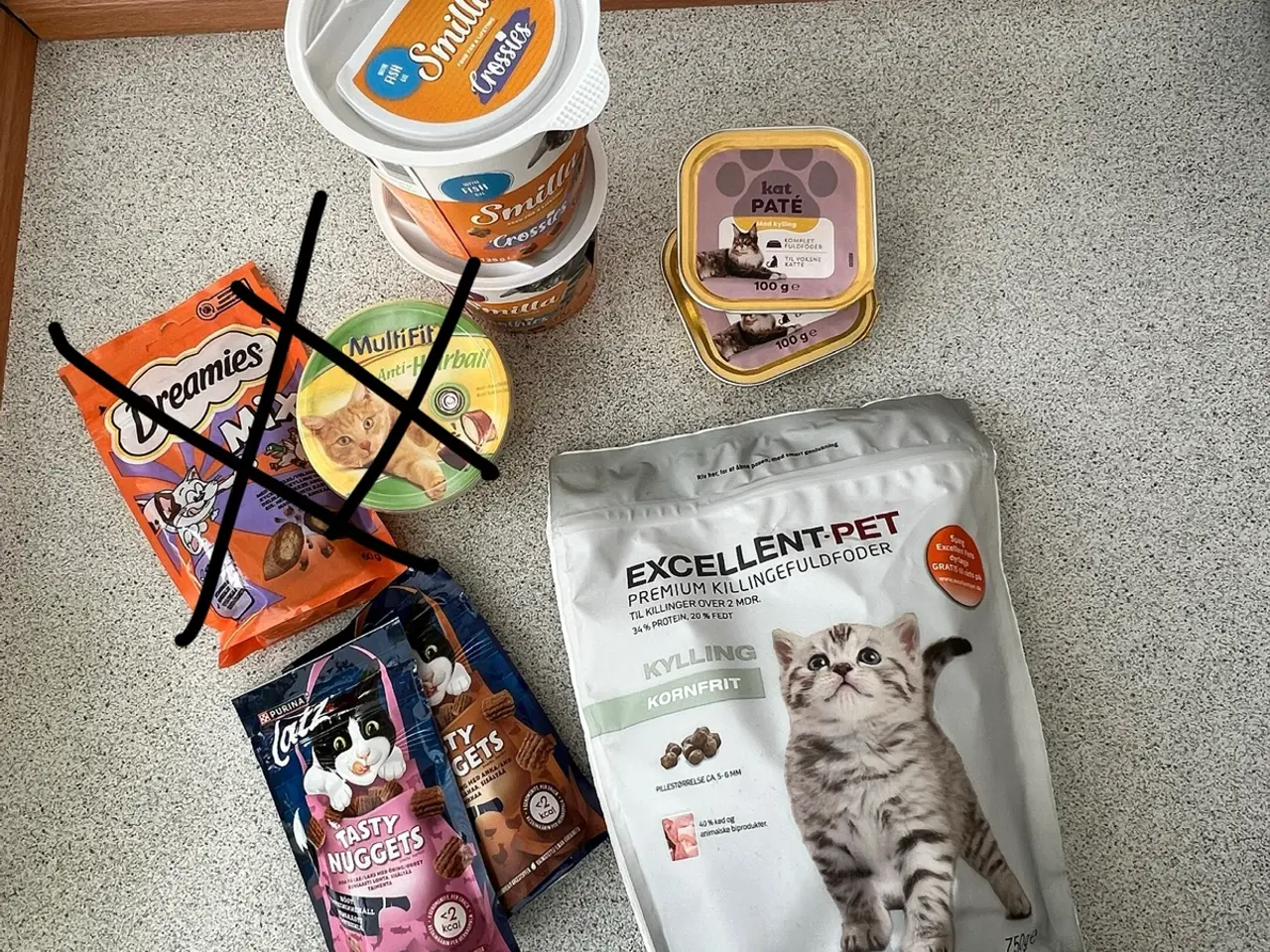 Billede 3 - Snacks og mad til katte