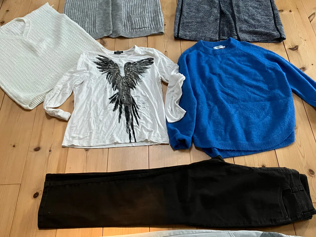 Billede 2 - 8 dele blandet str L / XL