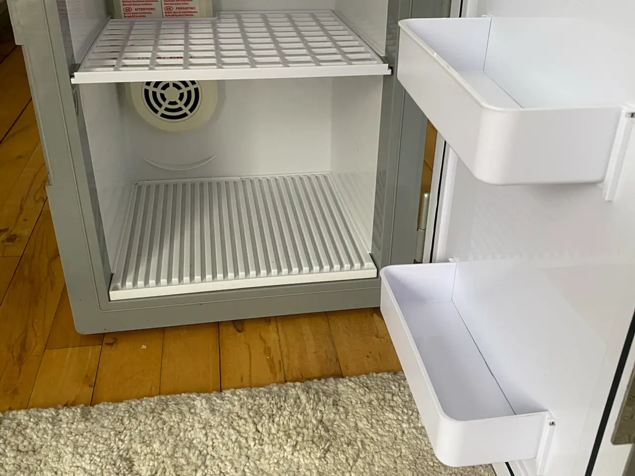 Billede 5 - Køleboks, mini køleskab. Termoelektrisk køleboks C