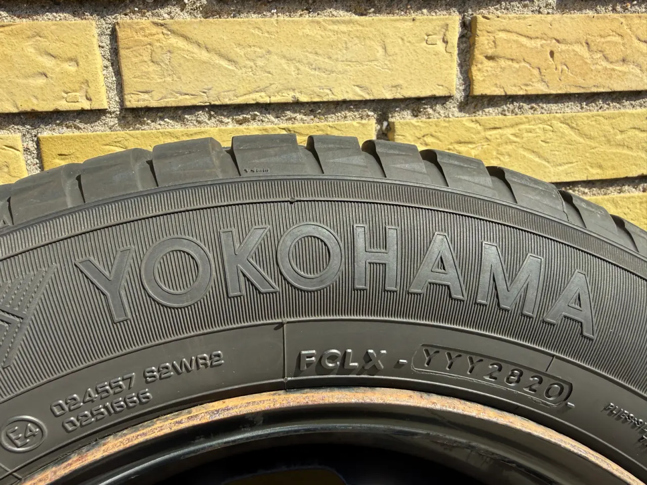 Billede 3 - Vinterdæk Yokohama 185/65 R15 88T sælges