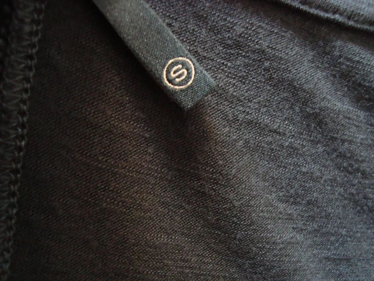 Billede 3 - Top - Str. 36 / Small