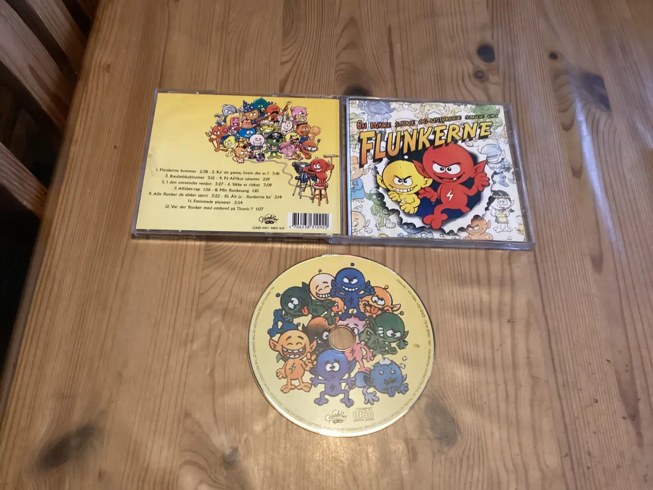 Billede 1 - Flunkerne Musik, Spil, Bog.