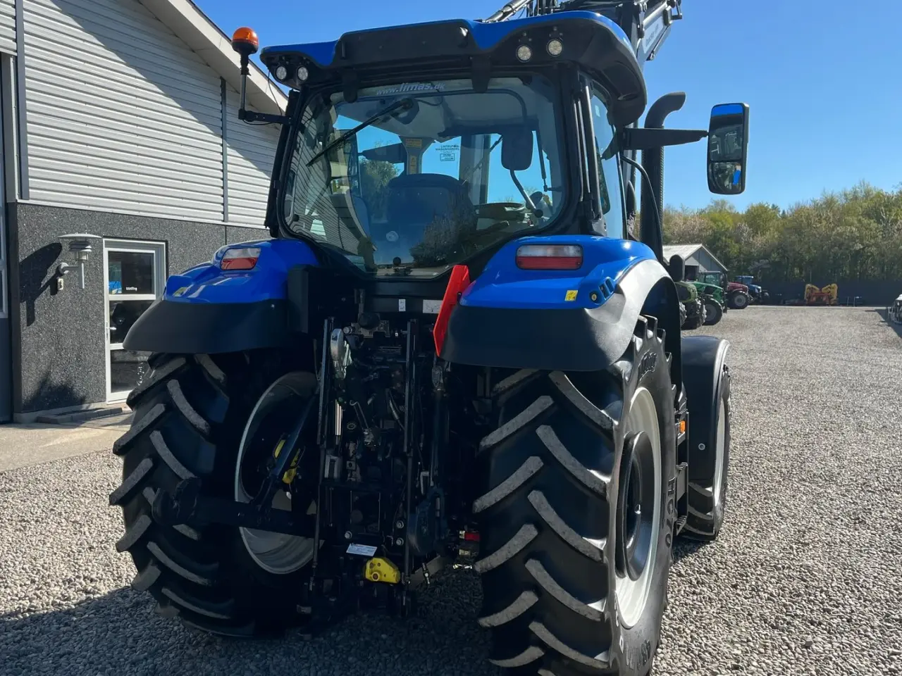 Billede 15 - New Holland T6.145 AC Med frontlæsser