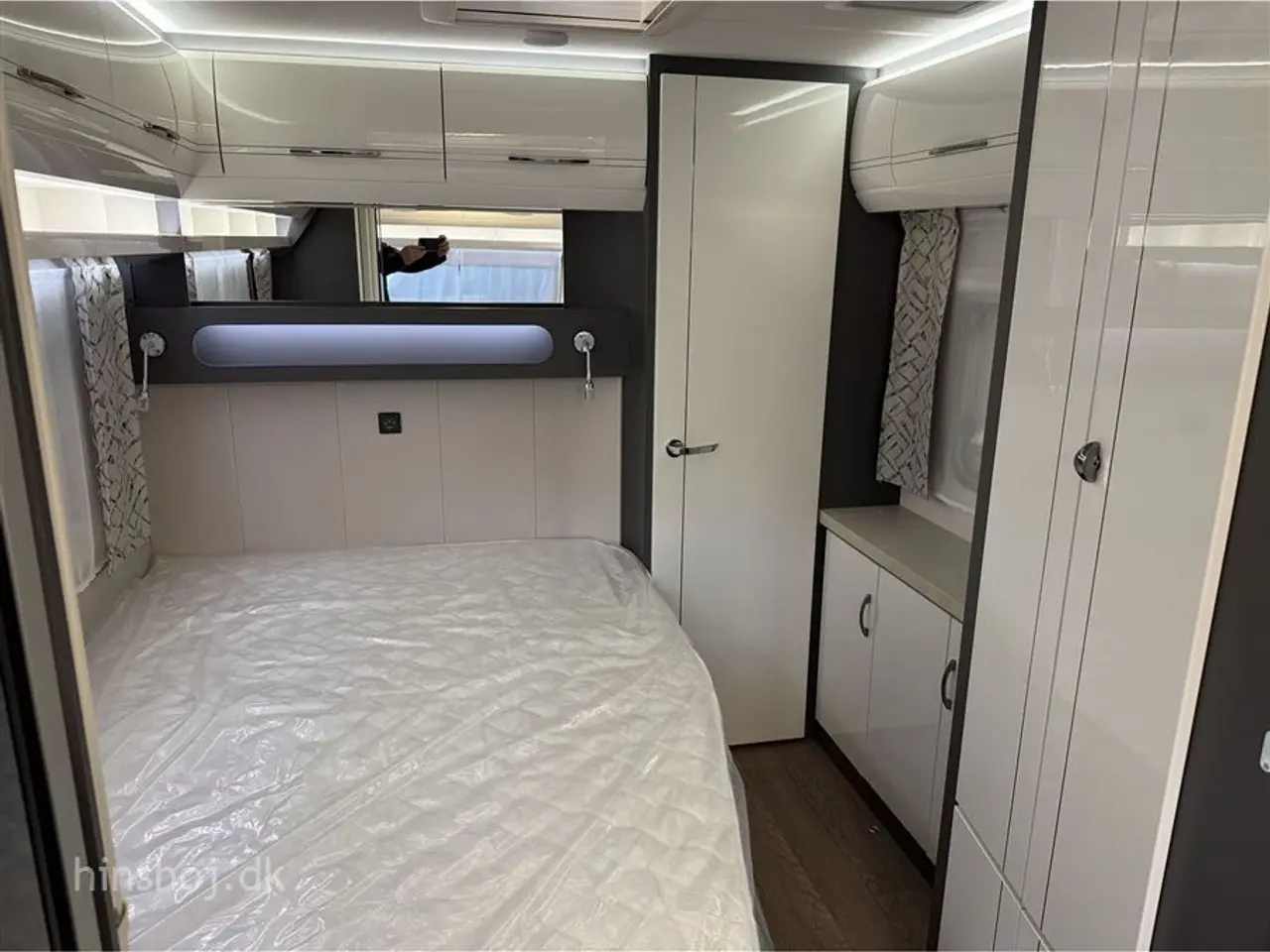 Billede 14 - 2025 - Hobby Excellent 540 WFU Dejlig vogn med rundsidegruppe og franskseng fra Hinshøj Caravan A/S