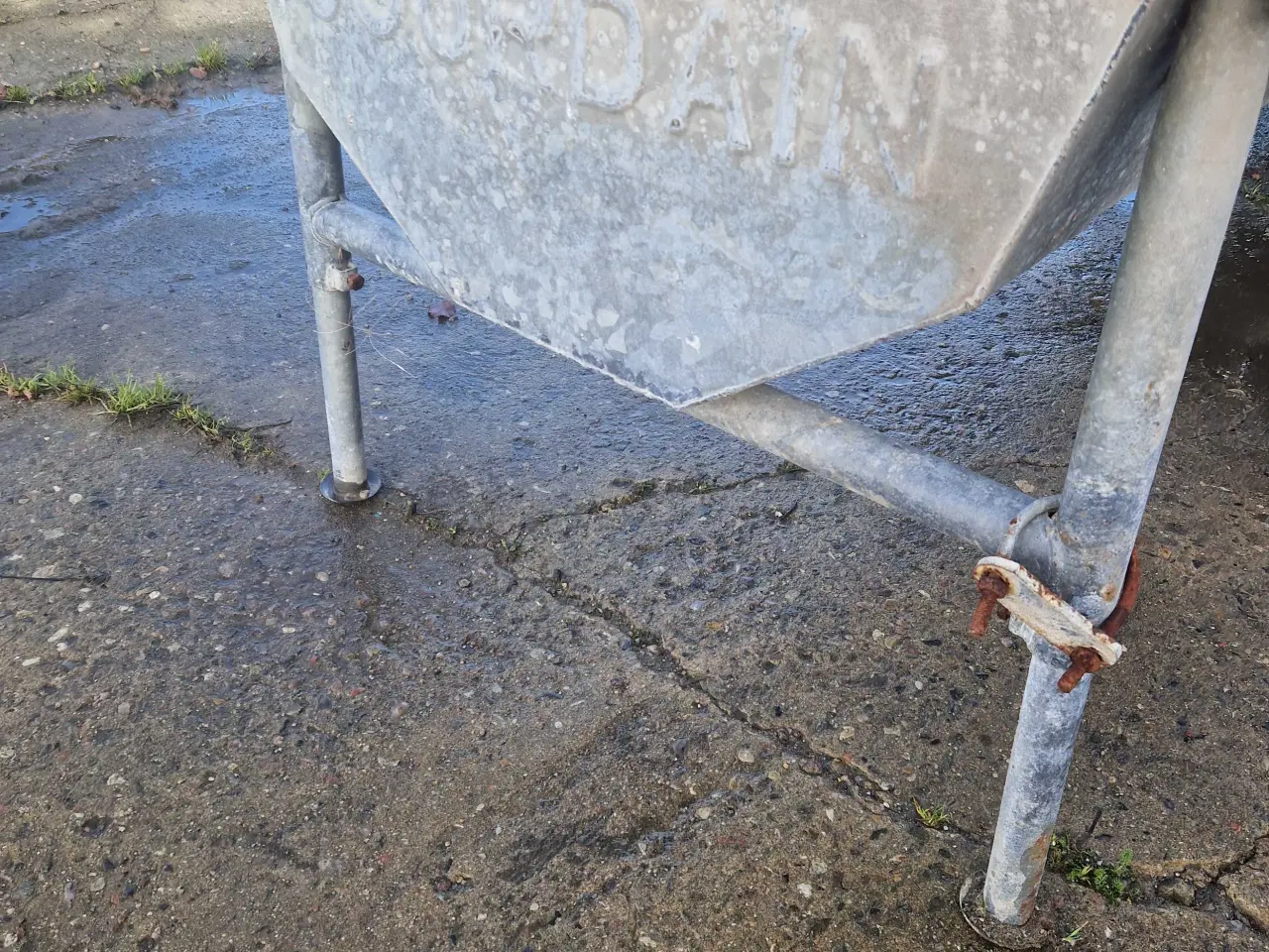 Billede 3 - Stort fodertrug