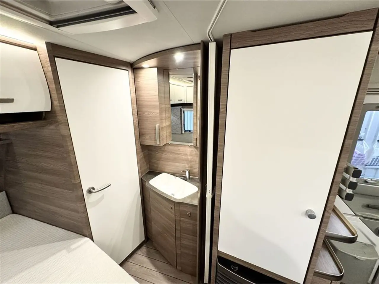 Billede 15 - 2020 - Knaus Sport 450 FU - Silver Selection   Fransk seng-Gulvtemp.-Mover