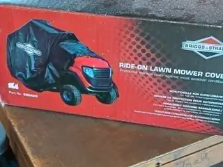 Dækken til plænetraktor