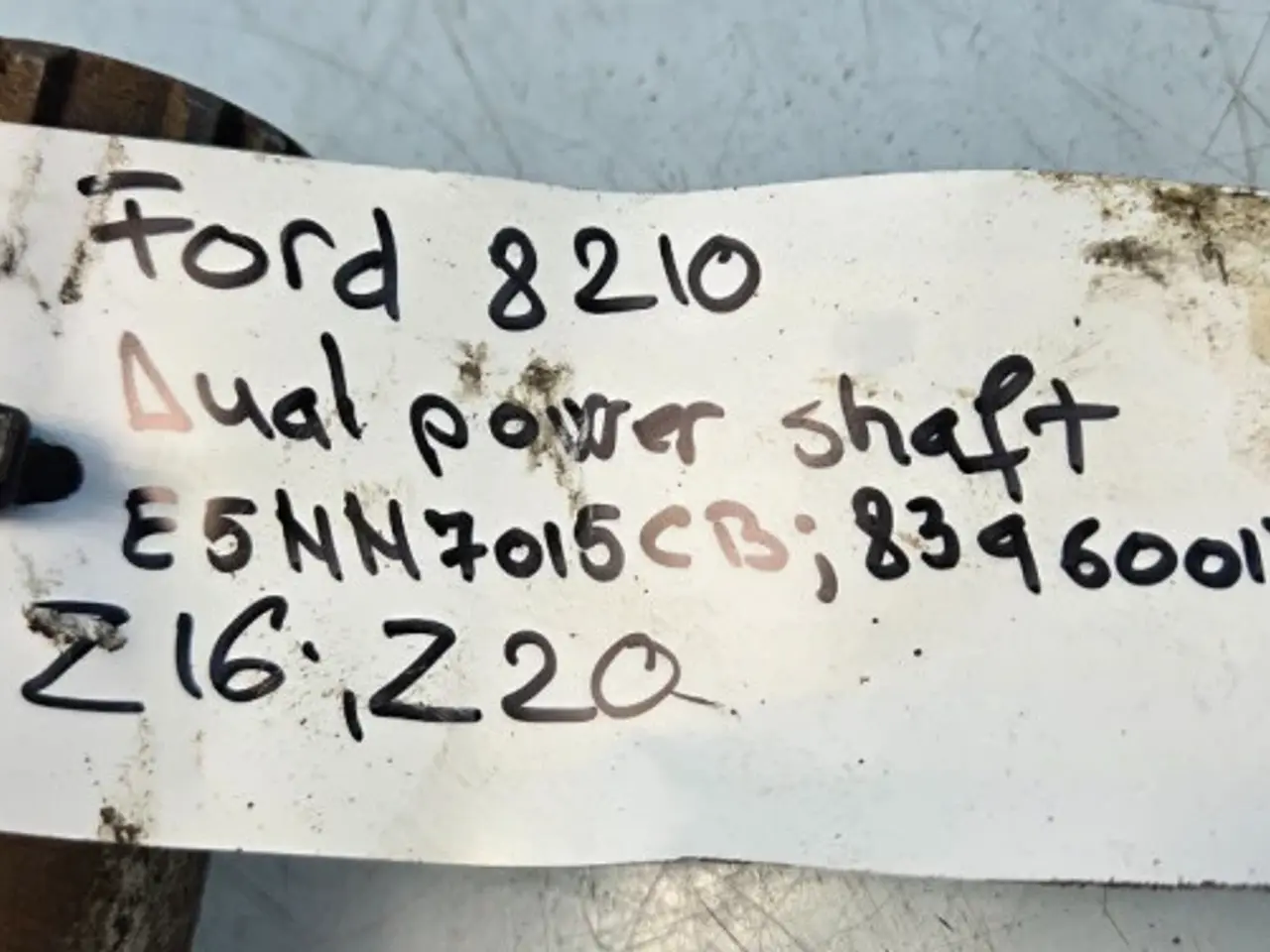 Billede 14 - Ford 8210 Aksel E5NN7015CB