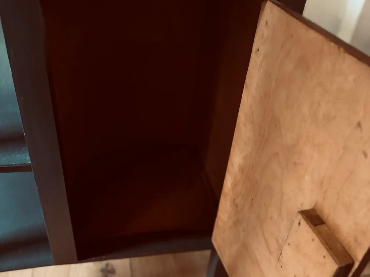 Billede 7 - Bord med fin detalje