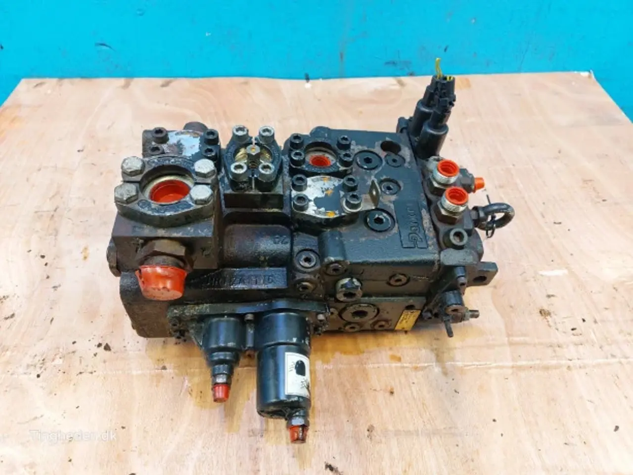 Billede 14 - JCB 427 HL Hydraulikventil 334/V1169