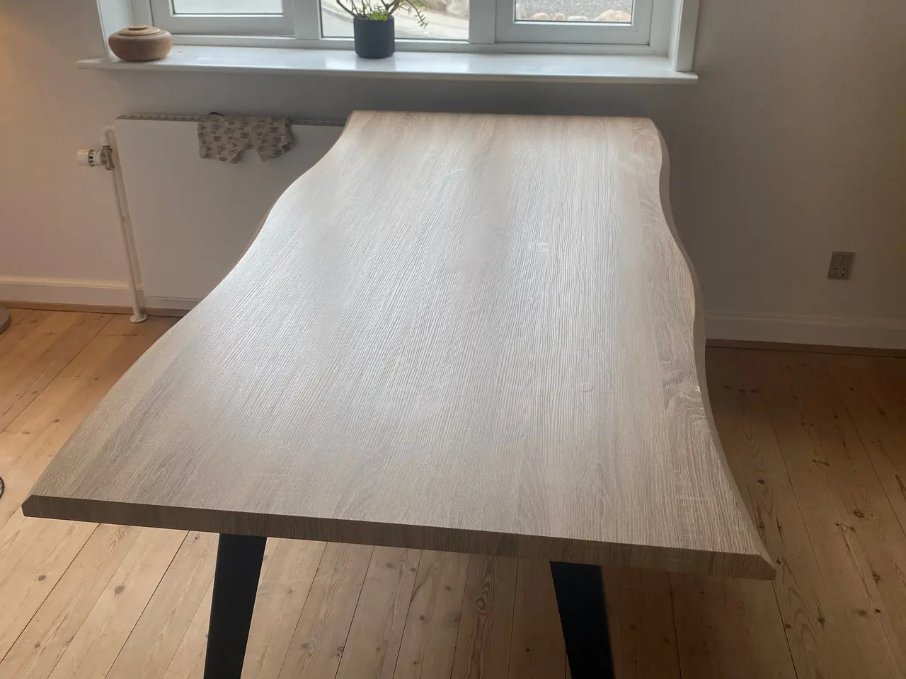 Billede 2 - Fint spisebord