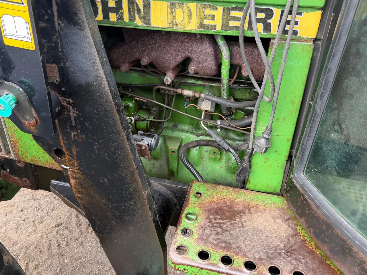 Billede 9 - John Deere 2140 med frontlift Fin stabil traktor