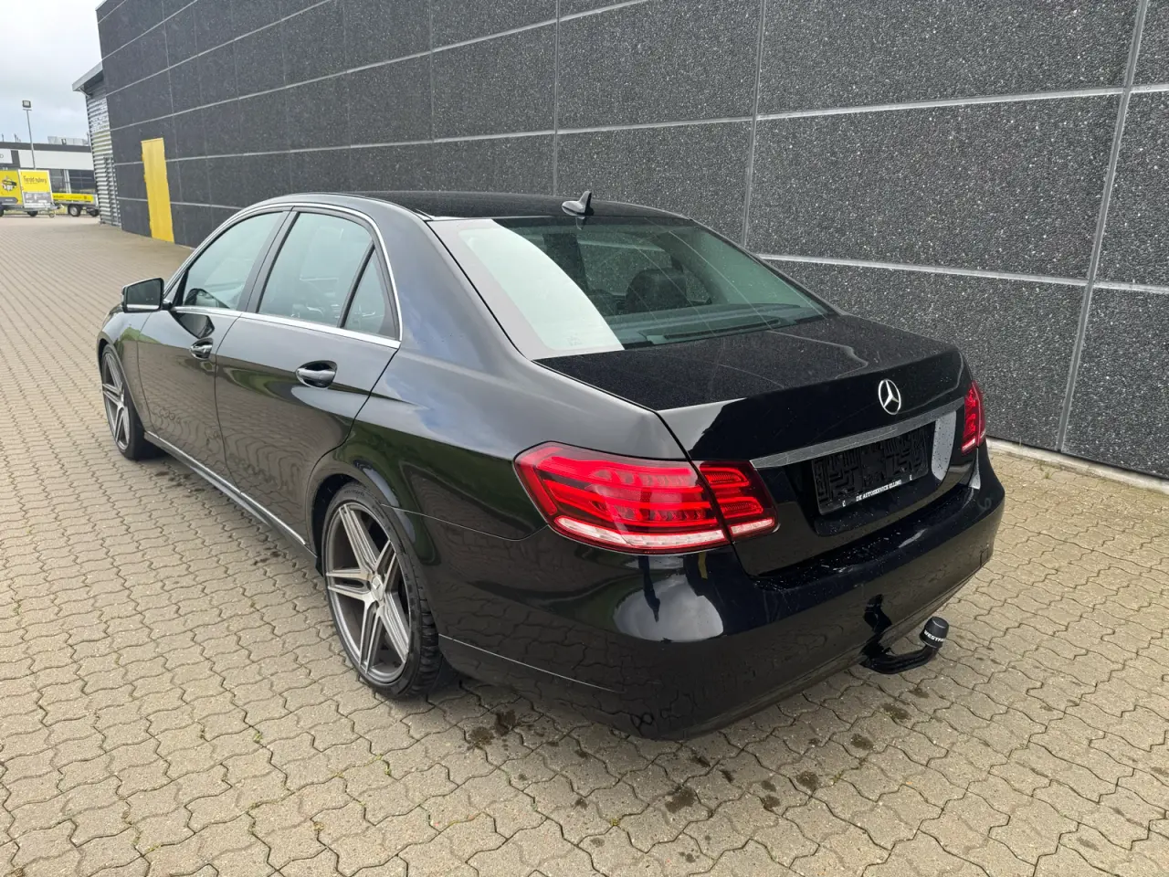 Billede 2 - Mercedes E200 2,2CDi Aut 7G Tronic årg 2014 