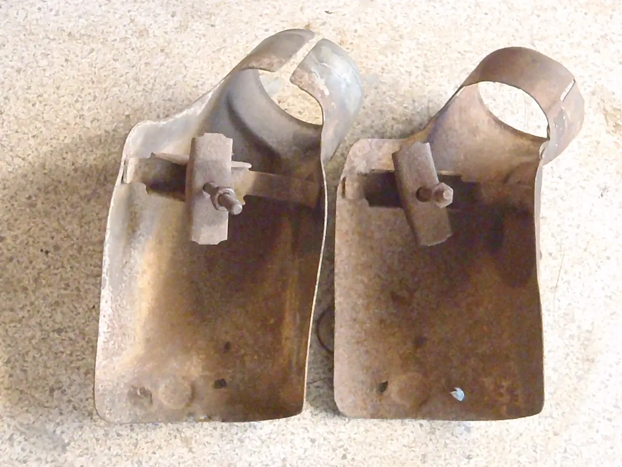 Billede 3 - Volvo 142,144,145,164 varmeskjold