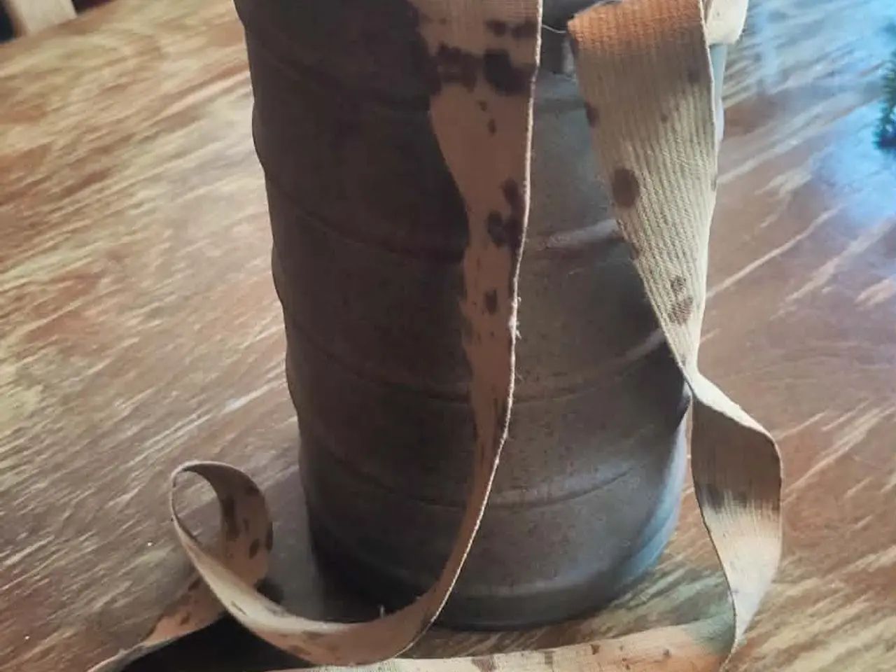 Billede 11 - Gasmaske 1939 + Gjellerup Sogns Avis fra 1943