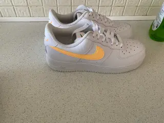 Nike helt nye