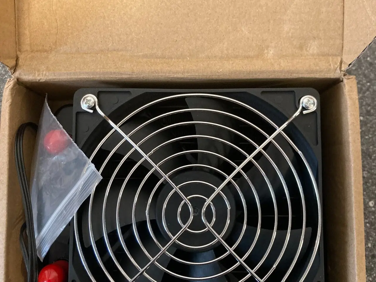 Billede 1 - External Radiator Cooling ventilator med Grill -
