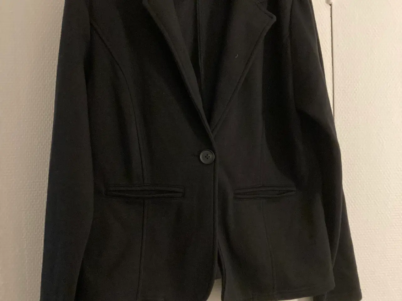 Billede 1 - Sort Only blazer i str. XL