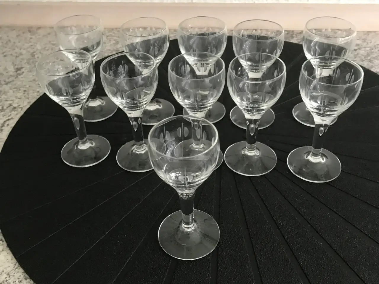 Billede 2 - 11 snaspglas fra Kirsten Piil