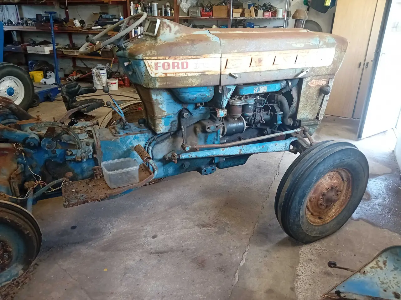 Billede 2 - Ford 3000 Dele