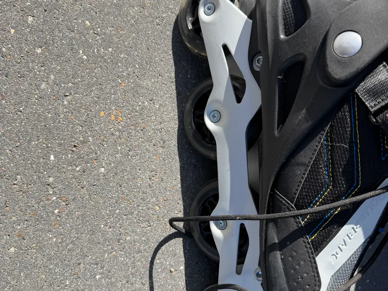 Billede 4 - Rollerblade Macroblade rulleskøjter