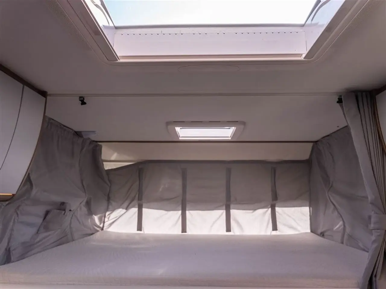 Billede 27 - 2021 - Carado I 338 Aut. Topudstyret Helintegreret Carado med automatgear