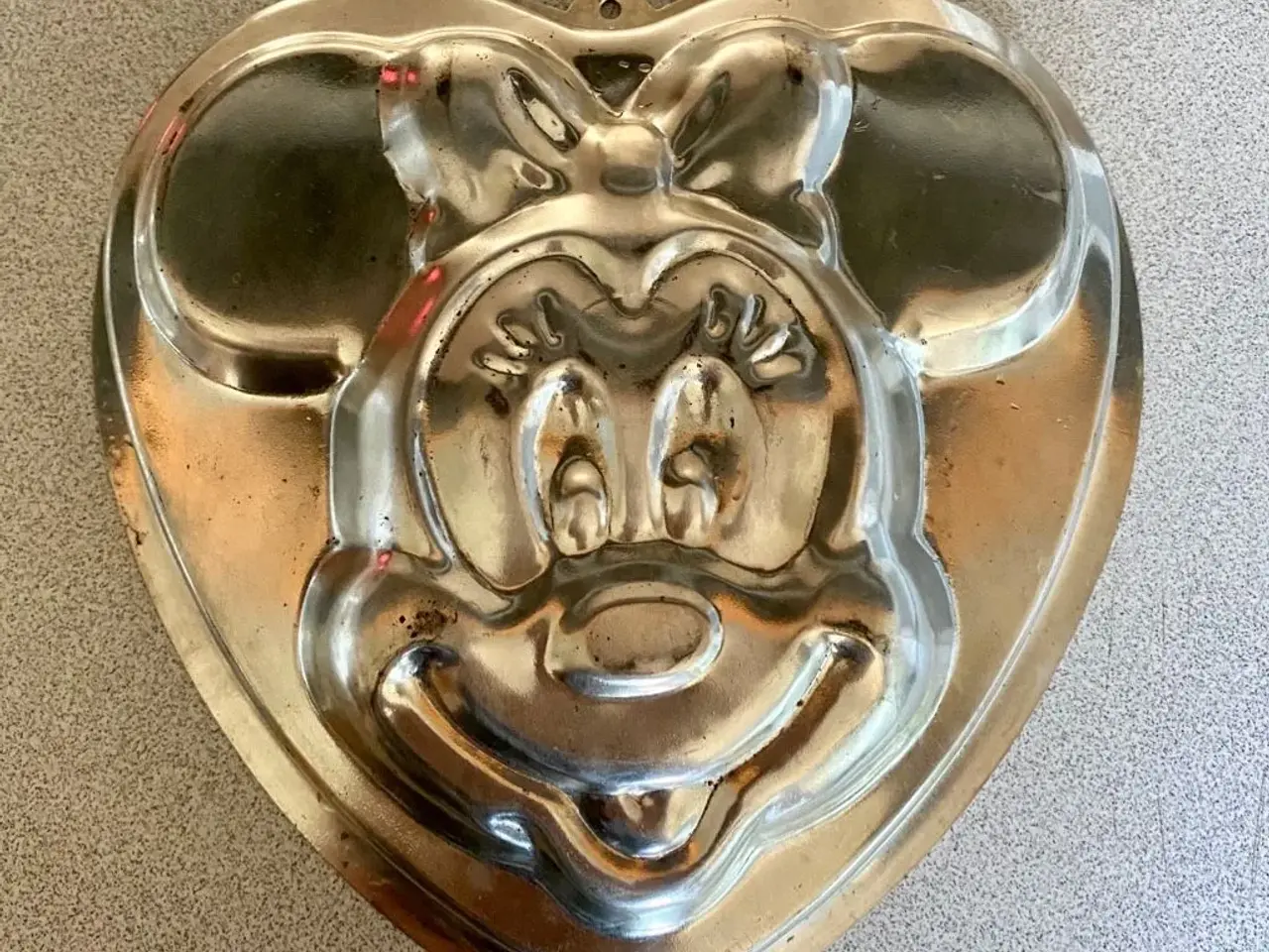 Billede 1 - Mickey Mouse bageform til salg