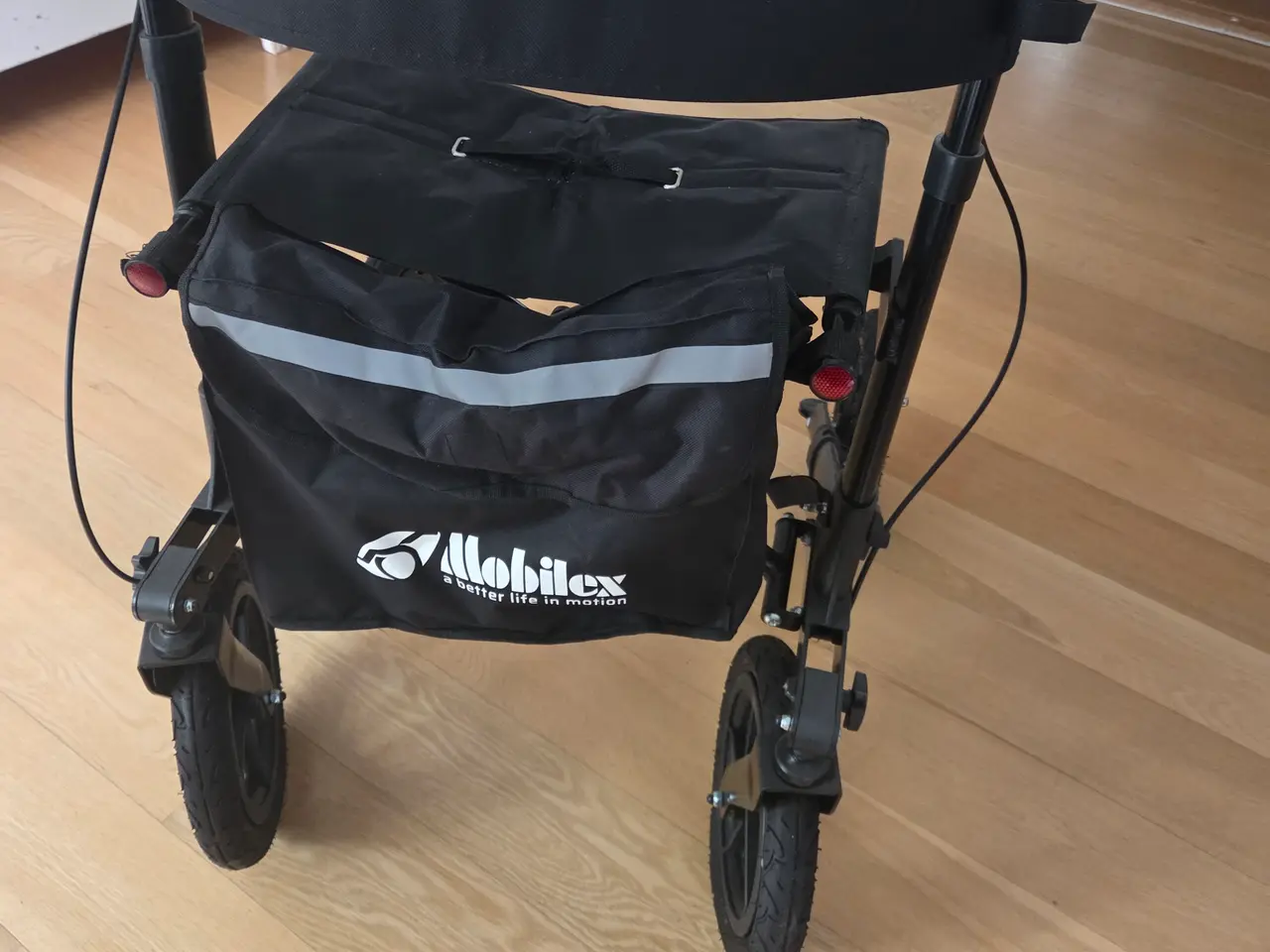 Billede 3 - Mobilex rollator med luft hjul