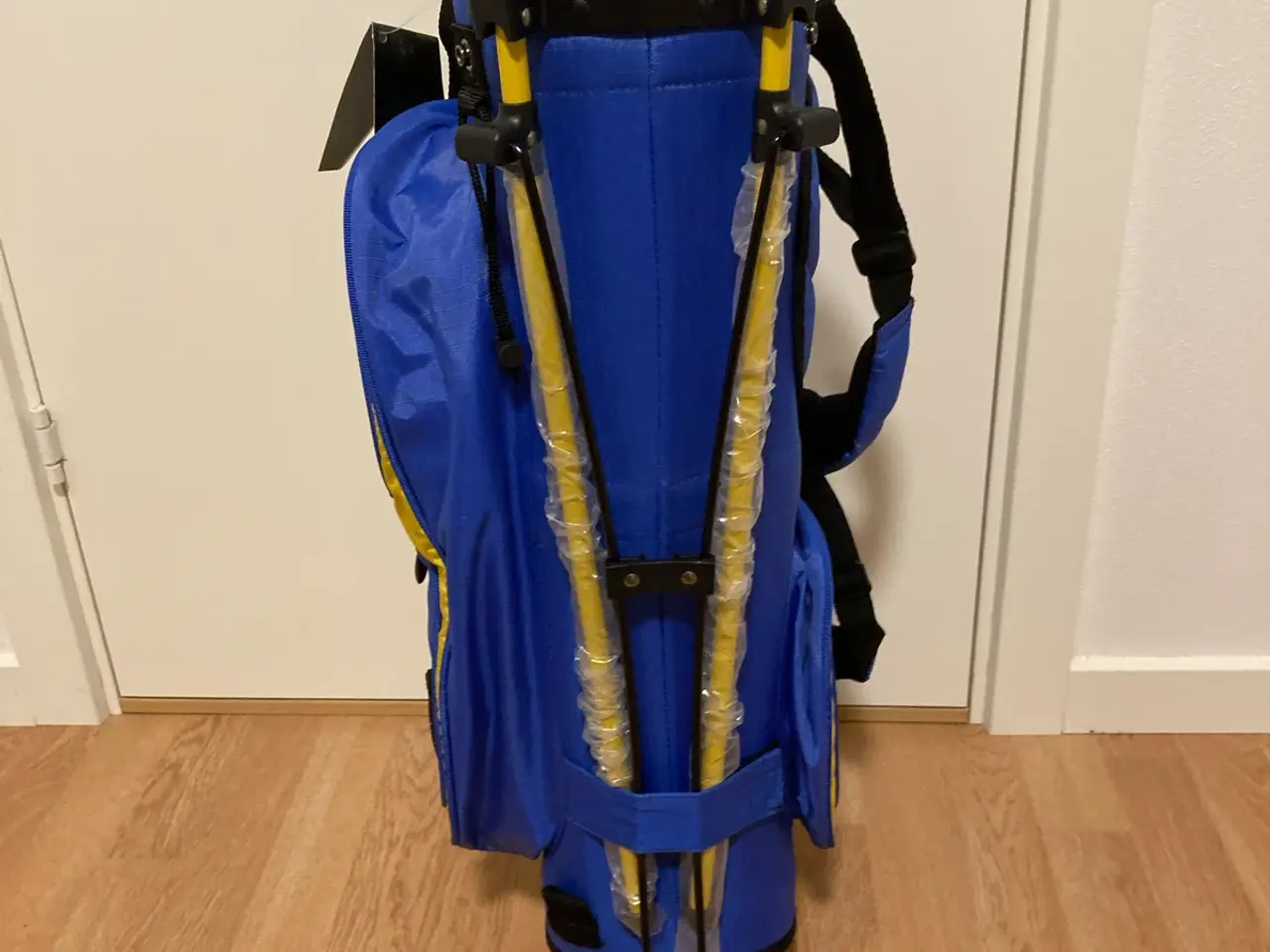 Billede 2 - GOLF BAG ( HØJDE 68 CM )