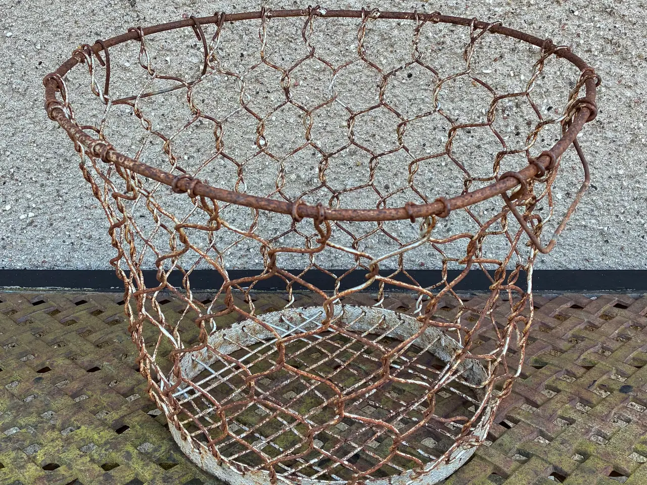 Billede 1 - Gammel trådkurv