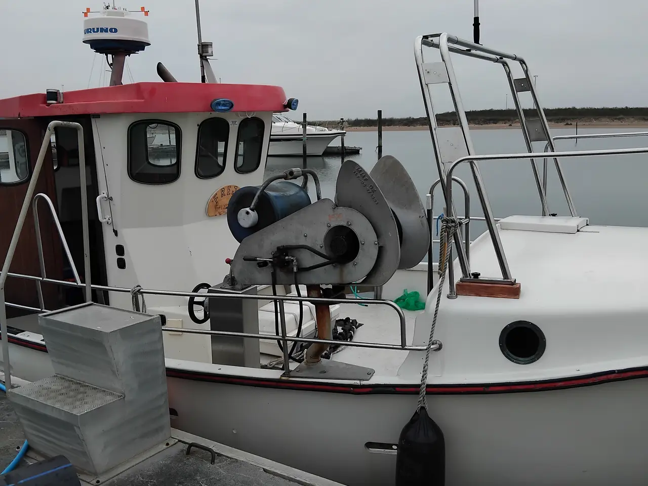 Billede 6 - fiskebåd og motorbåd
