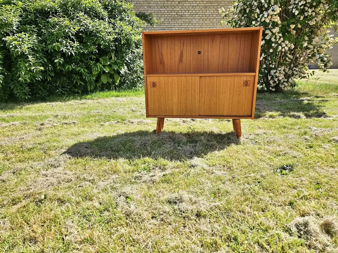 Billede 1 - Teaktræs bar-skænk i retro stil