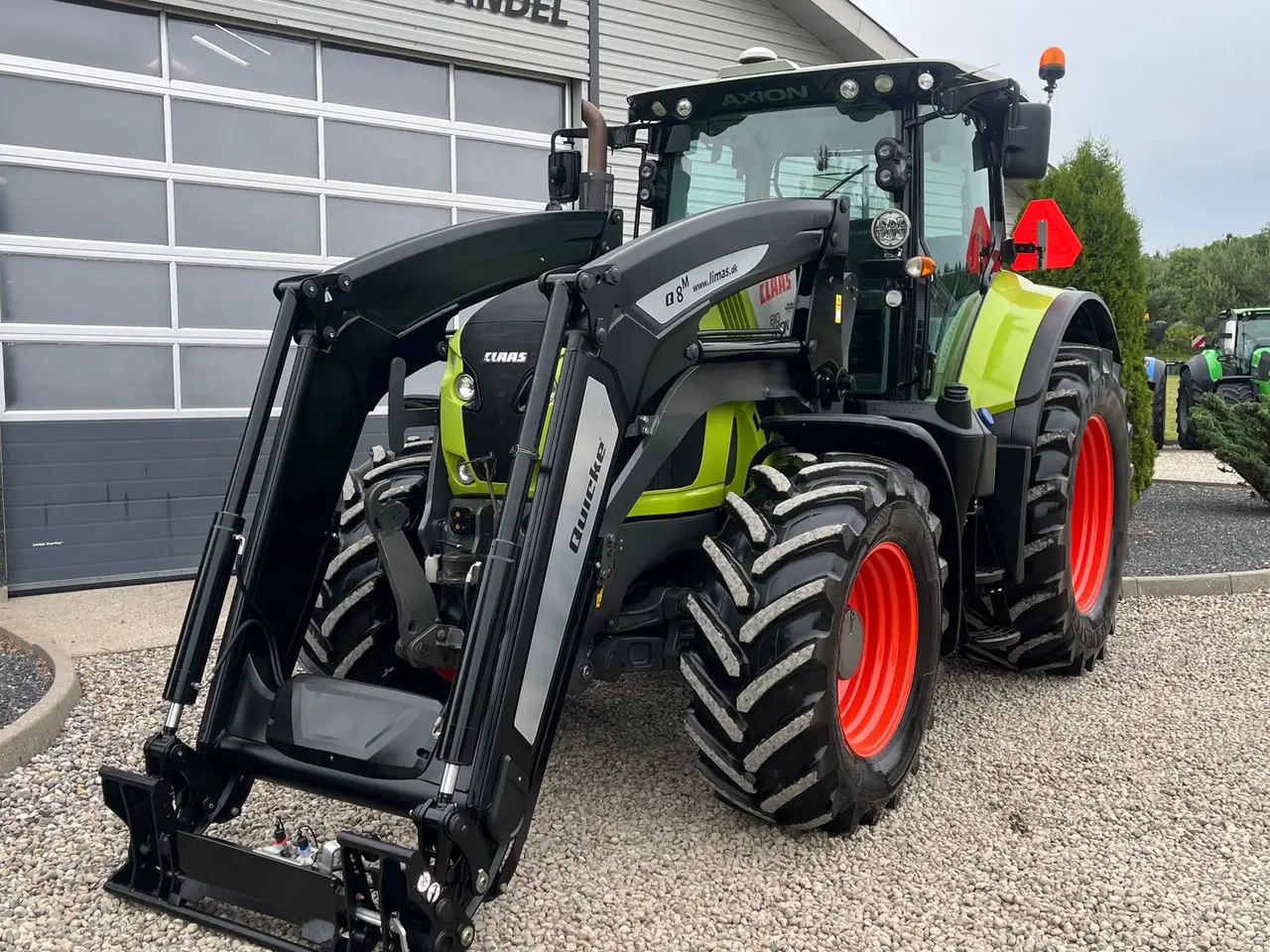 Billede 12 - CLAAS Axion 810 CMATIC Med frontlift og frontlæsser