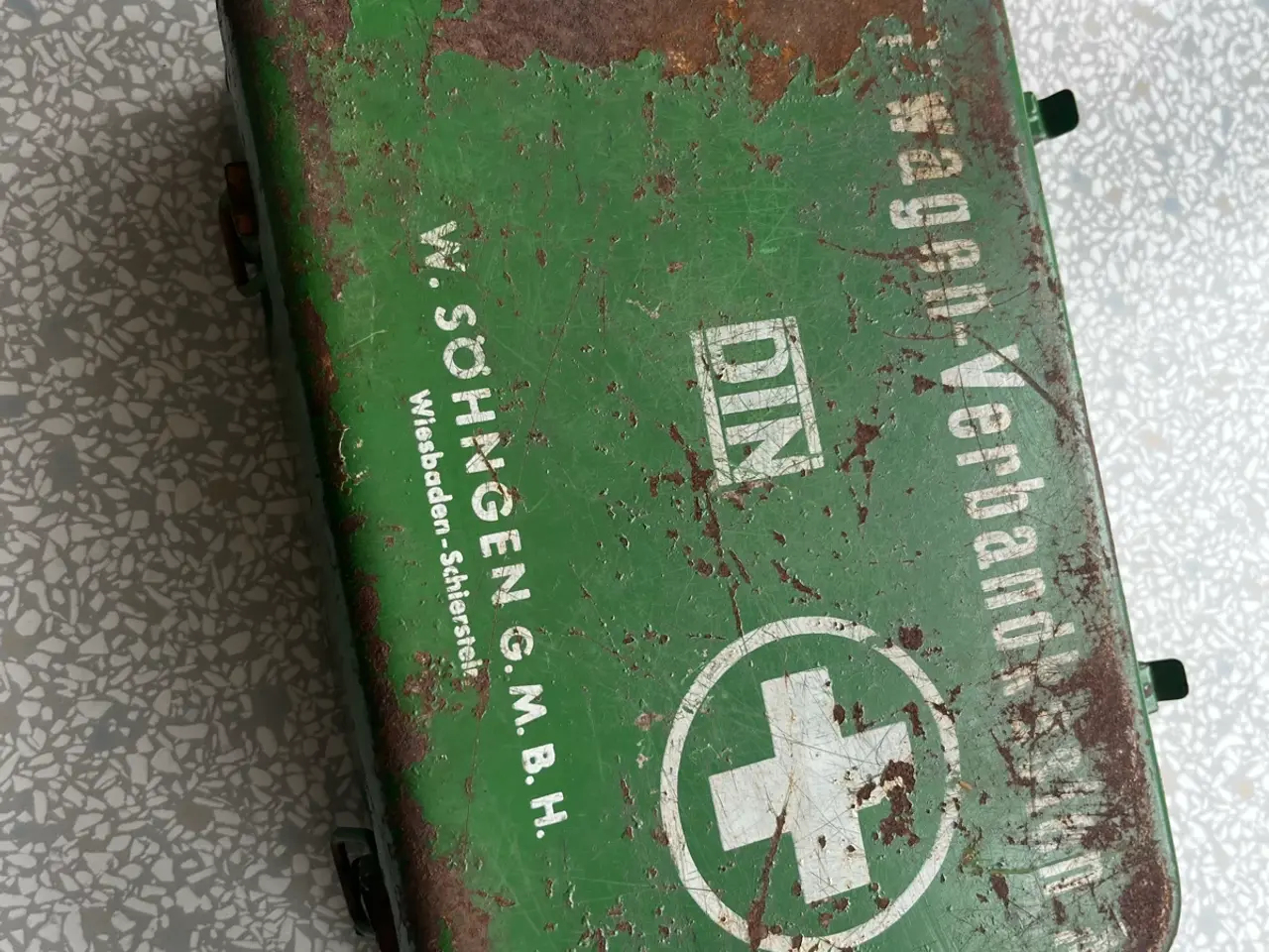 Billede 1 - Retro/vintage medicinkasse
