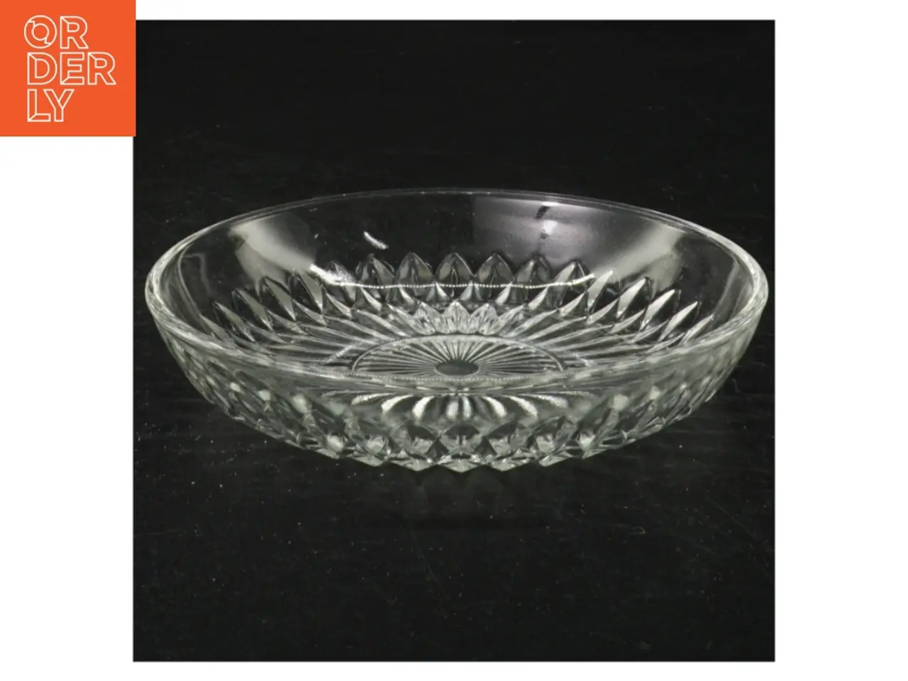 Billede 1 - Glas assiet (str. 14,5 cm i diameter og 3 cm høj)