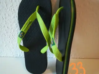 Badesandaler.