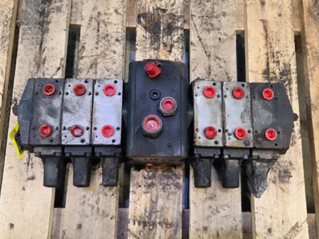 Billede 7 - Valtra S394 Hydraulikventil 4358482M1