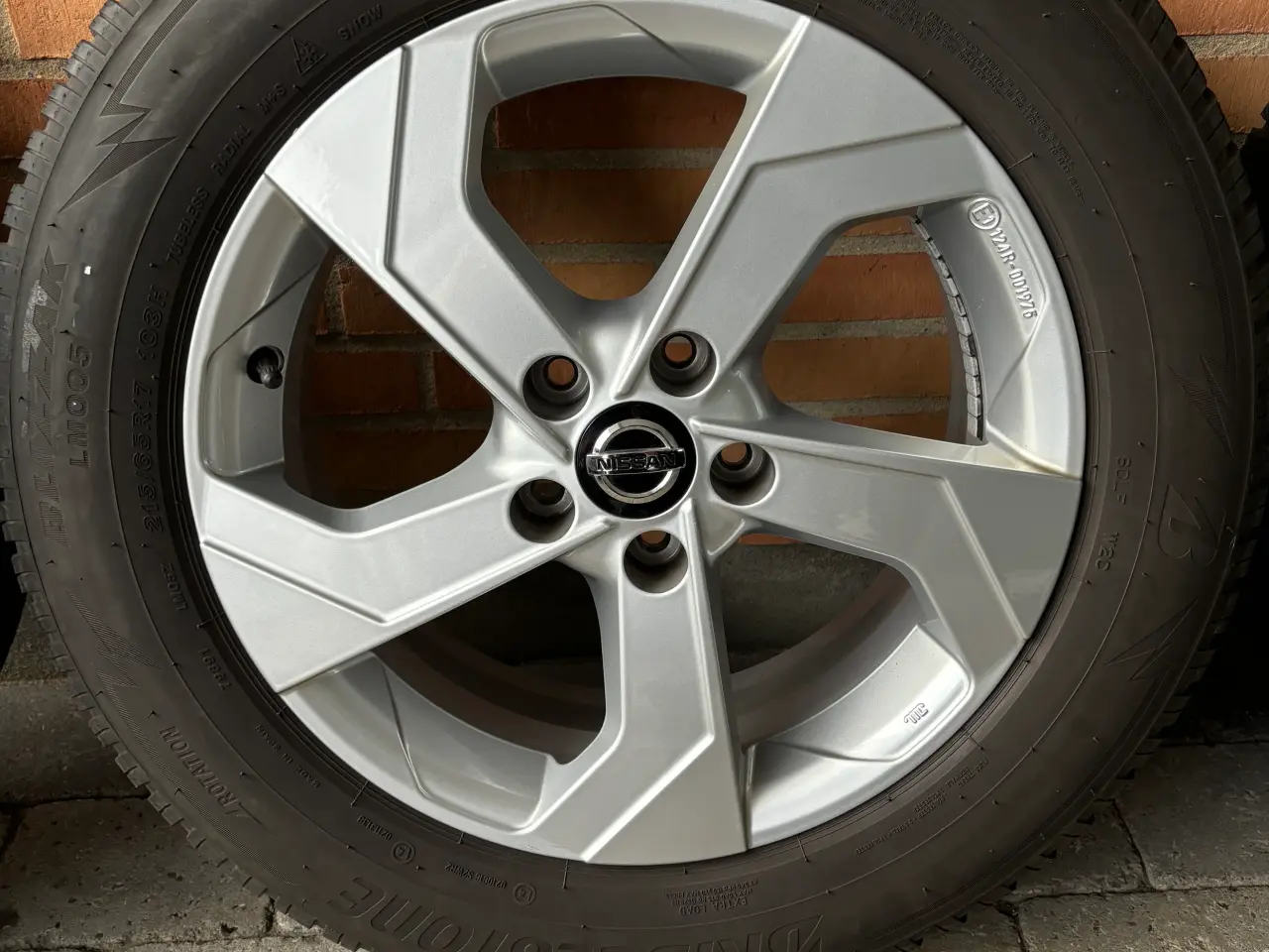 Billede 3 - 17”Vinterdæk til Nissan på Alufælge 