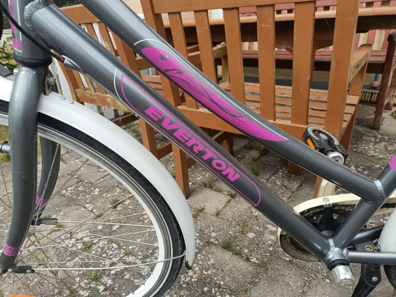 Billede 2 - Ung pige cykel