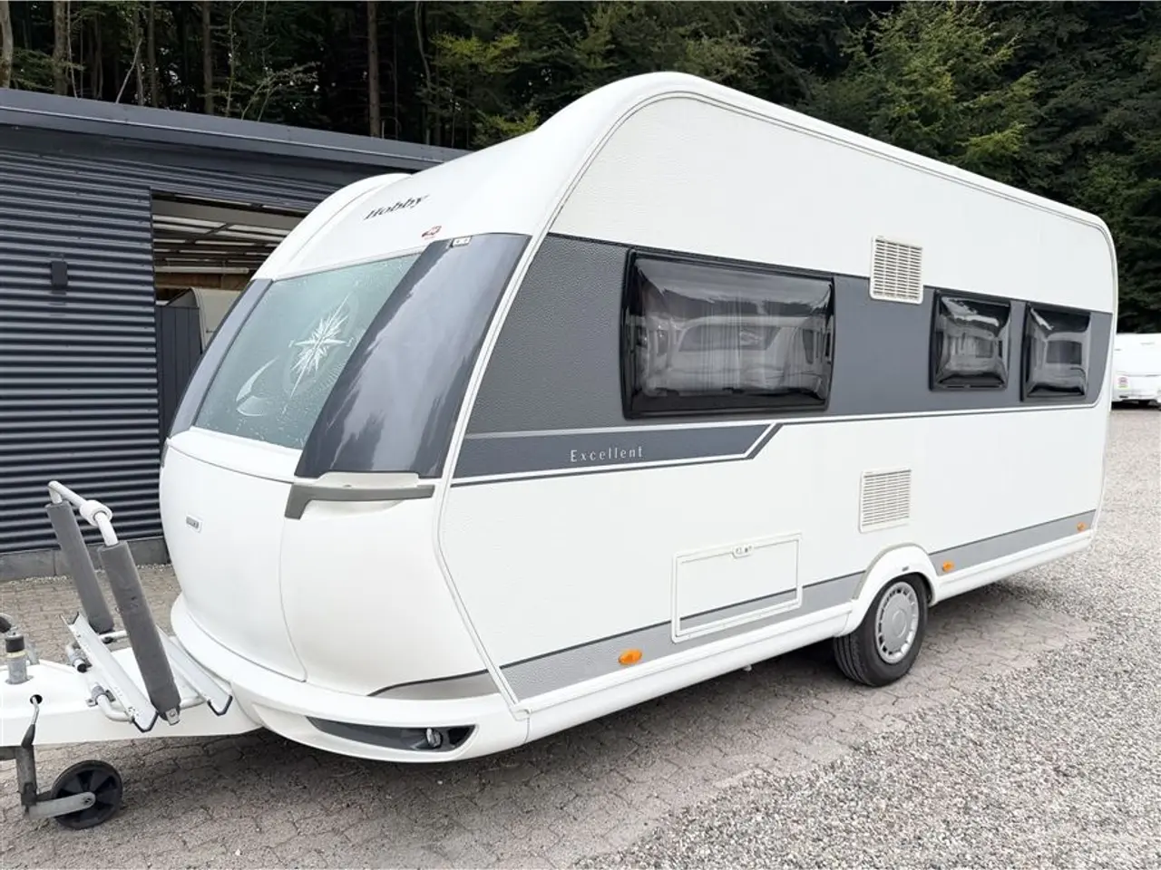Billede 4 - 2015 - Hobby Excellent 495 UFe   Franskseng-Mover-Telt