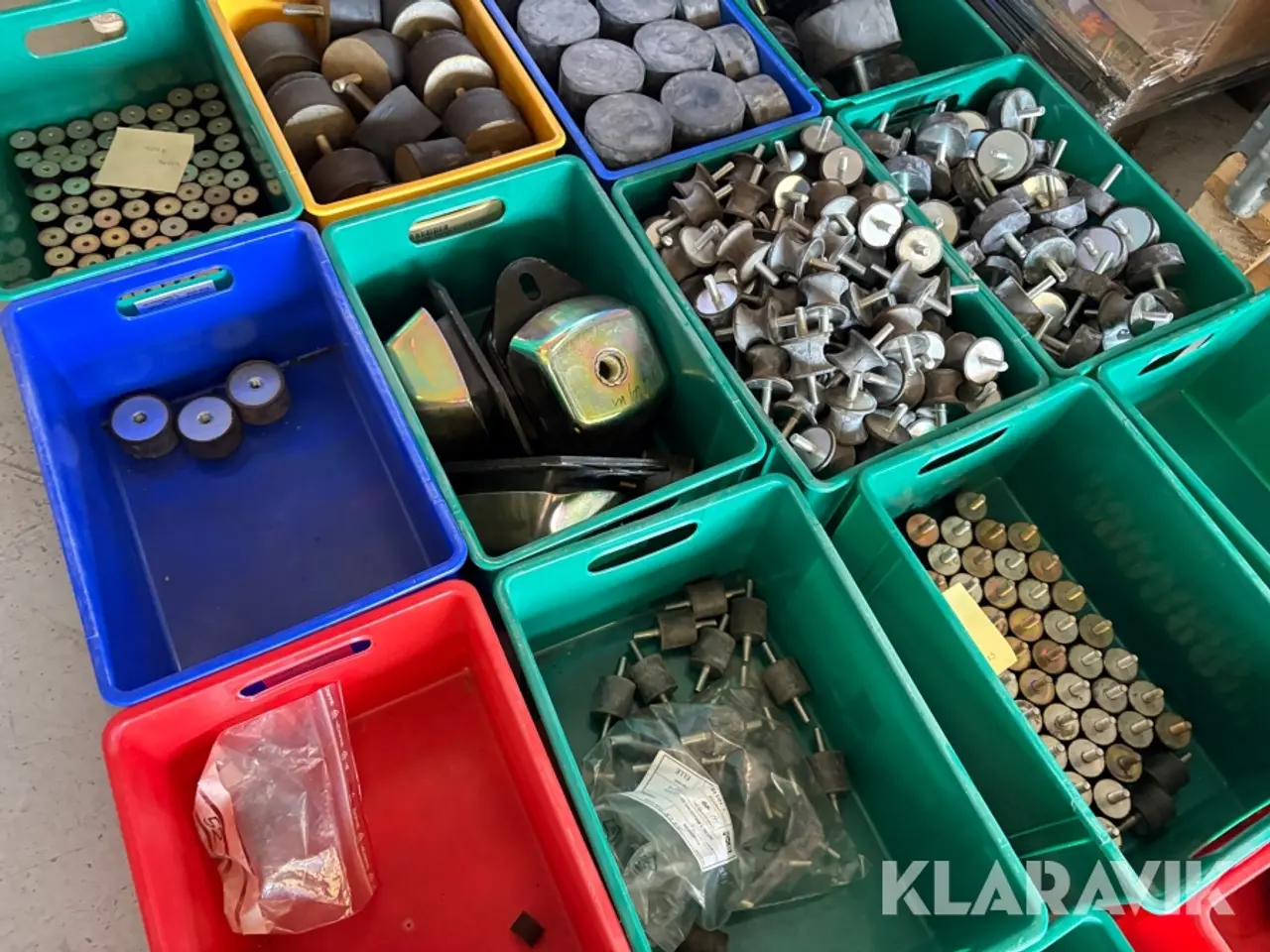 Billede 5 - Vibrationsdæmpere assorteret ca 120kasser